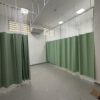 IMG_3767 (1) Cortinas Divisórias para Leito Hospitalar e Box de Banheiro