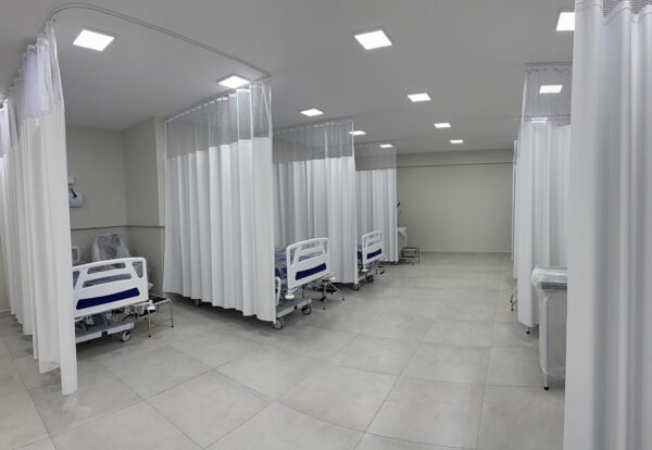IMG_4752 Cortinas Divisórias para Leito Hospitalar e Box de Banheiro